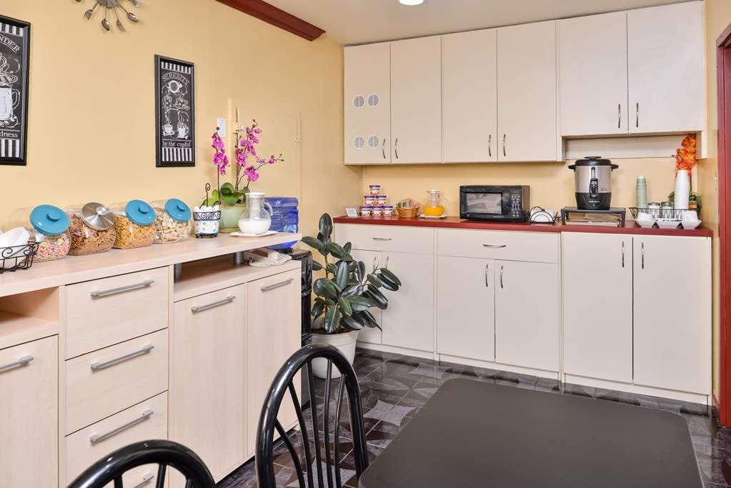 Americas Best Value Inn Buda Ngoại thất bức ảnh